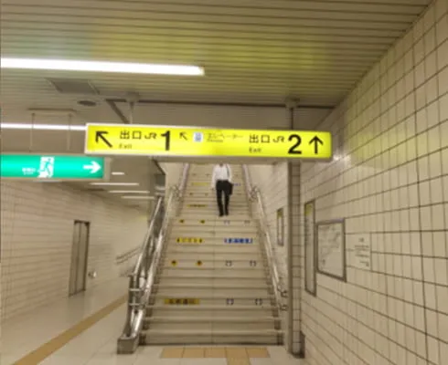 JR大阪天満宮8番出口