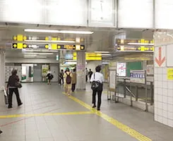 JR大阪天満宮駅方面に