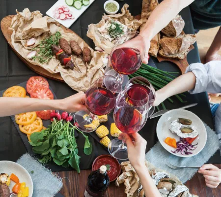 厳しい飲食制限ナシ