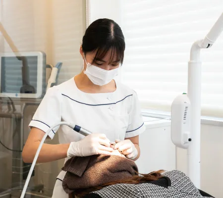 歯の汚れを落とす